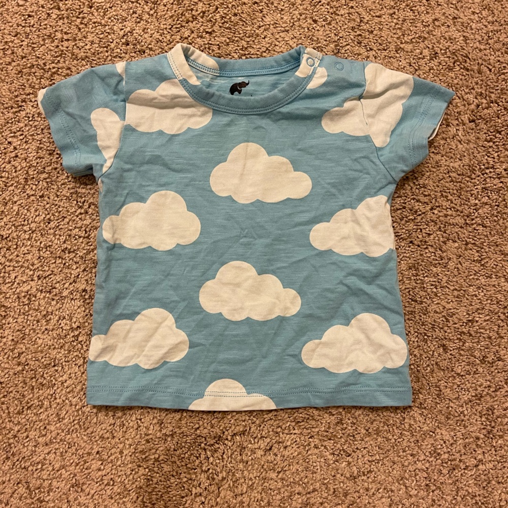 Monica & Andy Cloud Tee
